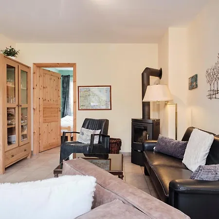 Apartment Waldhaus I Haushälfte *